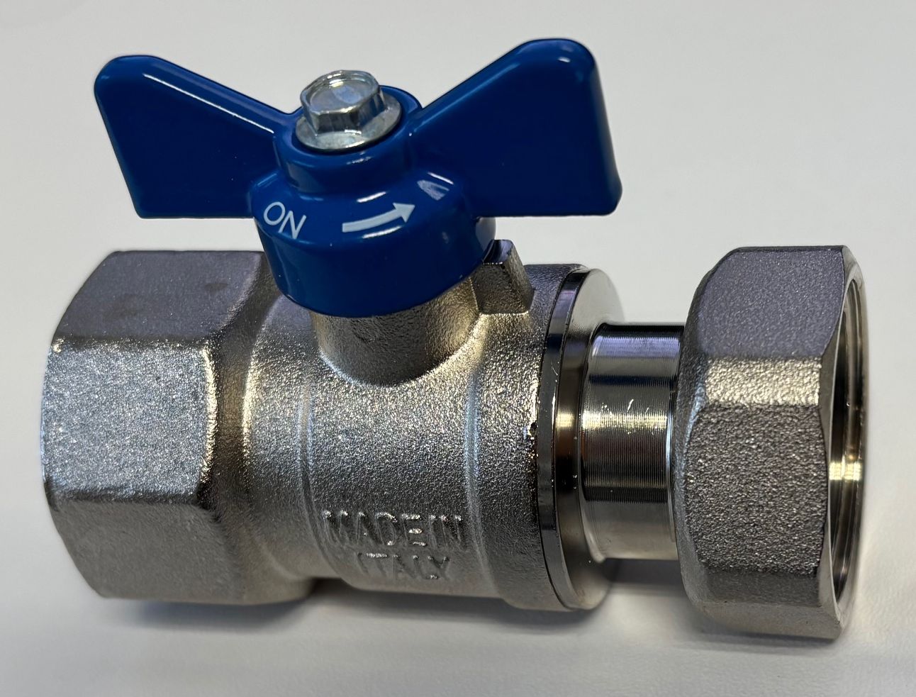 Kulový kohout 1" FF s převlečnou maticí a plochým těsněním, motýl modrý